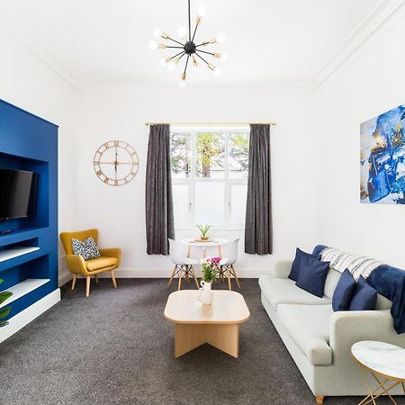 1-Bedroom Apartment In Leamington Spa With Free Parking Экстерьер фото