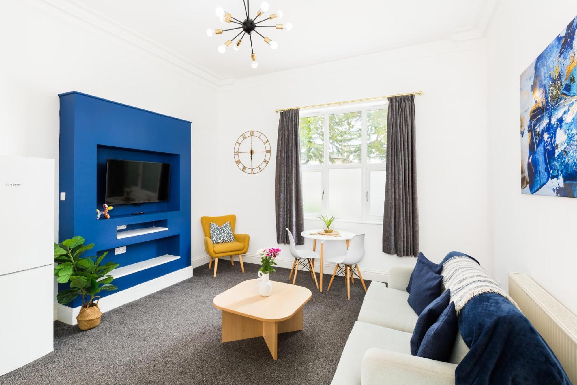 1-Bedroom Apartment In Leamington Spa With Free Parking Экстерьер фото
